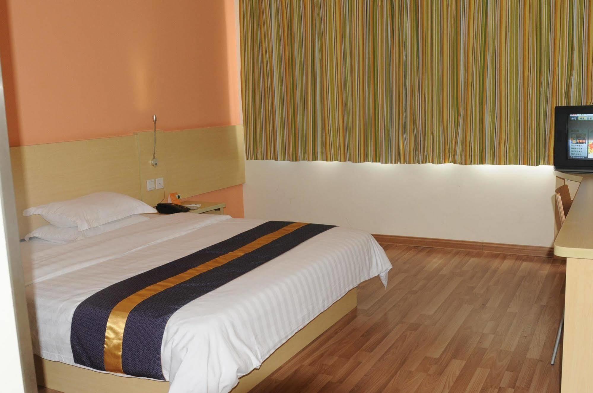 Yuanman Hotel Huizhou Yongwang Plaza Εξωτερικό φωτογραφία